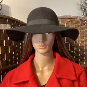 Wide Brim Black Felt Hat